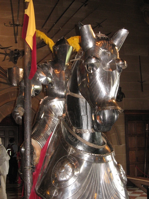 Warwick Castle (12).JPG